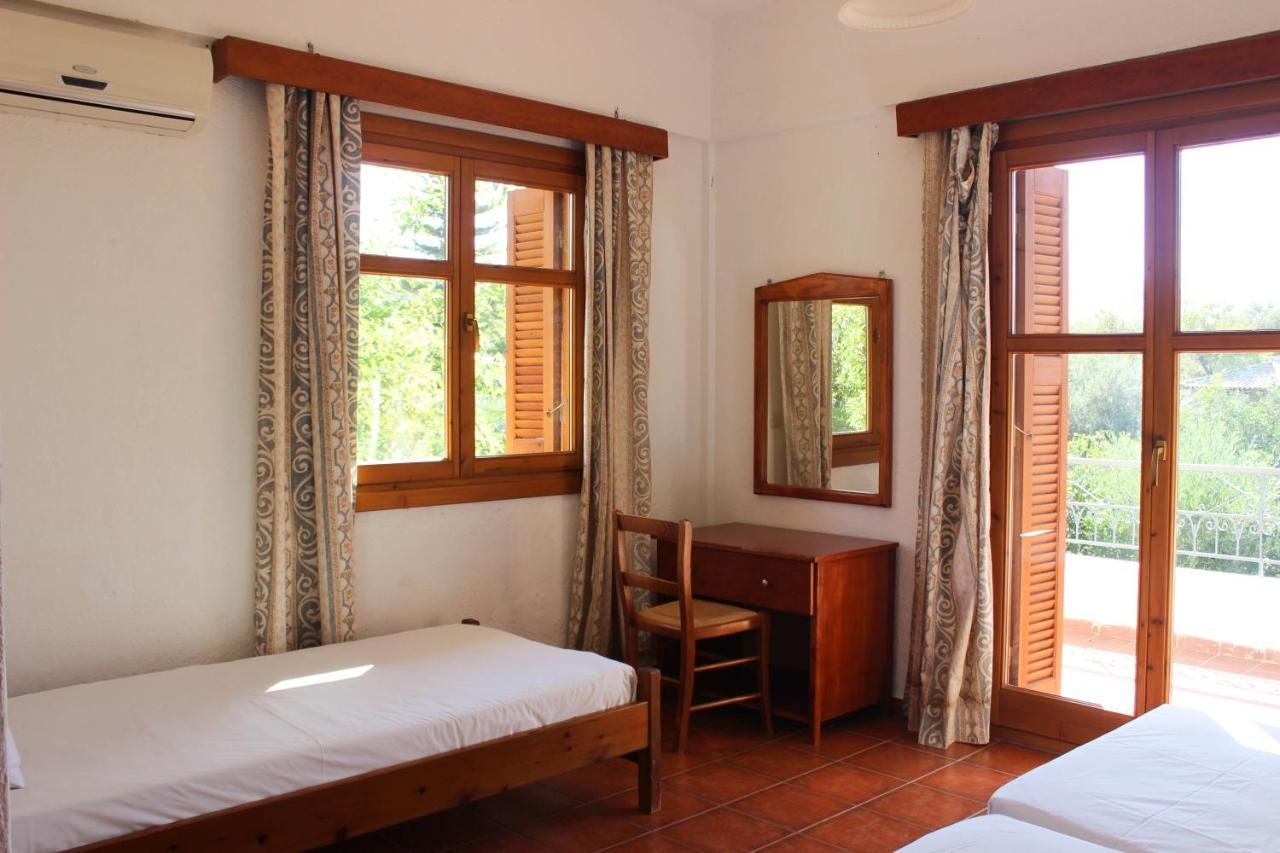 Minas Villa Stoúpa Extérieur photo
