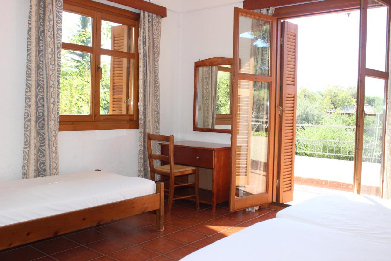 Minas Villa Stoúpa Extérieur photo
